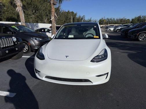 2021 Tesla Model Y Long Range Dual Motor All-Wheel Drive