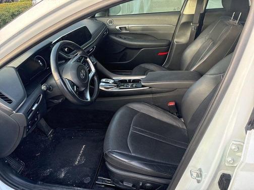 2020 Hyundai SONATA Limited