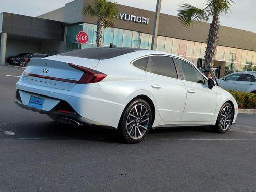 2020 Hyundai SONATA Limited