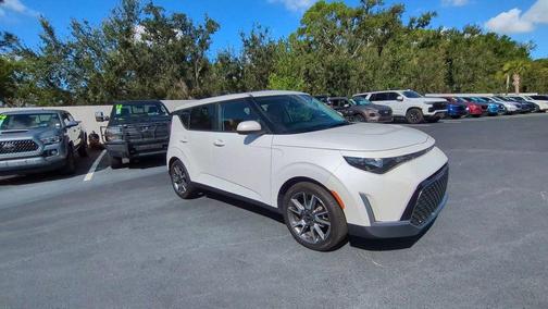 2024 Kia Soul EX