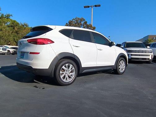 2020 Hyundai TUCSON SE