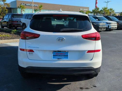 2020 Hyundai TUCSON SE