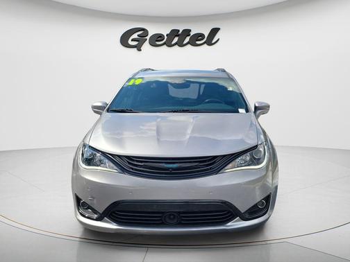 Billet Silver Metallic Clearcoat 2019 Chrysler Pacifica Hybrid Limited