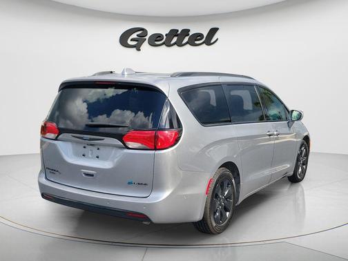 Billet Silver Metallic Clearcoat 2019 Chrysler Pacifica Hybrid Limited