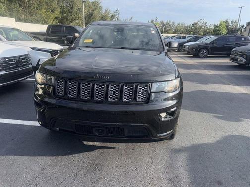 2020 Jeep Grand Cherokee Altitude