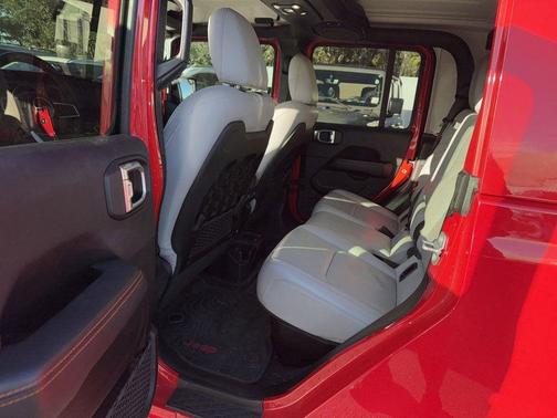 2021 Jeep Gladiator Mojave 4X4