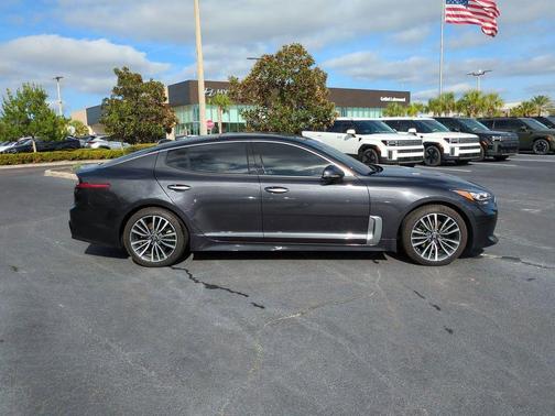 2019 Kia Stinger Premium