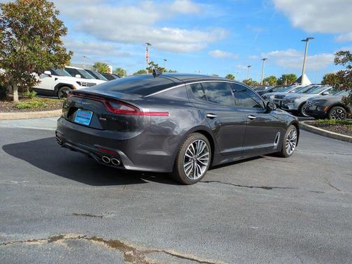 2019 Kia Stinger Premium