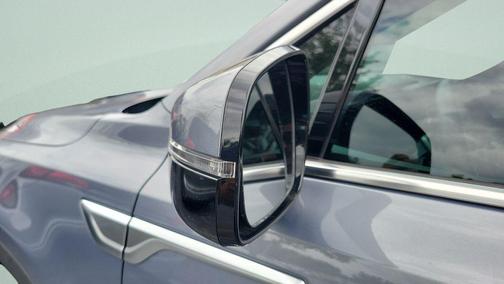 Everlasting Silver 2021 Kia Sorento LX