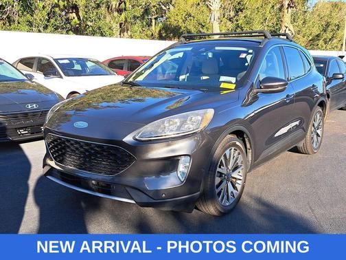 2020 Ford Escape Titanium