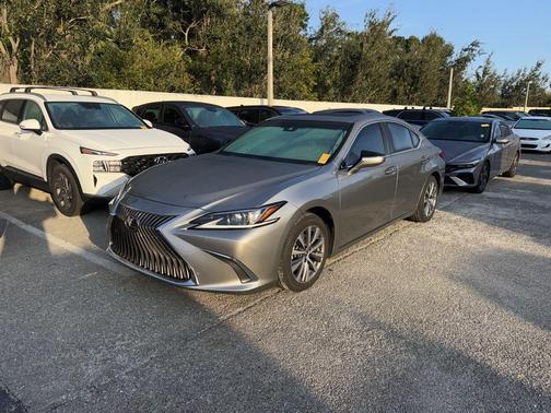 2021 Lexus ES 350 Base