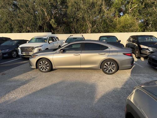 2021 Lexus ES 350 Base