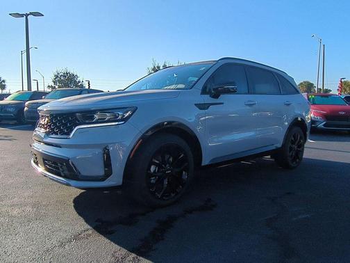2023 Kia Sorento SX