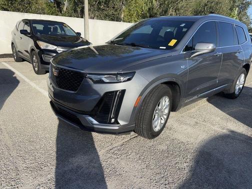 2021 Cadillac XT6 Luxury FWD