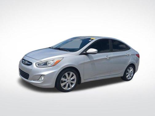 2014 Hyundai Accent GLS