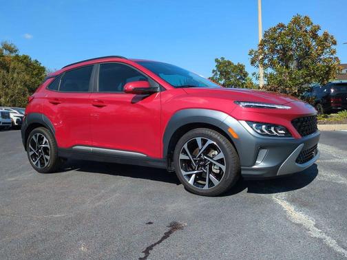 2022 Hyundai KONA Limited