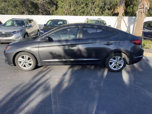 2020 Hyundai ELANTRA Value Edition