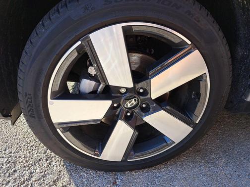 2025 Hyundai SANTA FE Limited