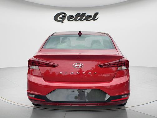 Scarlet Red Pearl 2020 Hyundai ELANTRA SEL