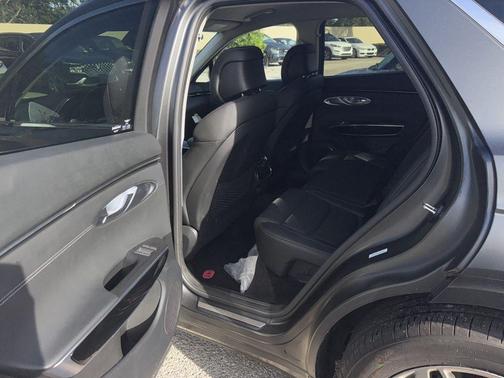 2025 Genesis GV70 2.5T AWD