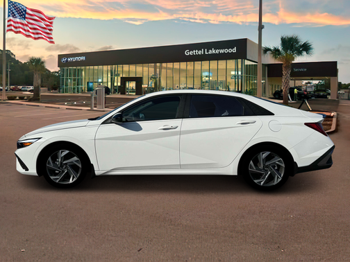 2025 Hyundai ELANTRA HEV SEL Sport