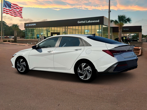 2025 Hyundai ELANTRA HEV SEL Sport