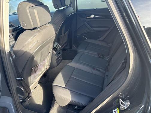 2019 Audi Q5 2.0T Premium Plus