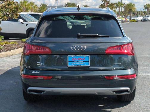 2019 Audi Q5 2.0T Premium Plus