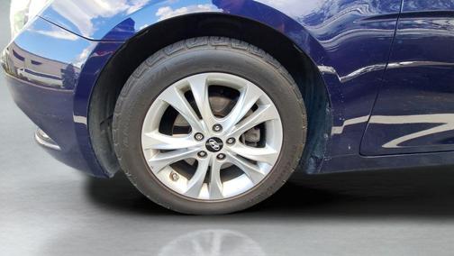 2012 Hyundai SONATA Limited