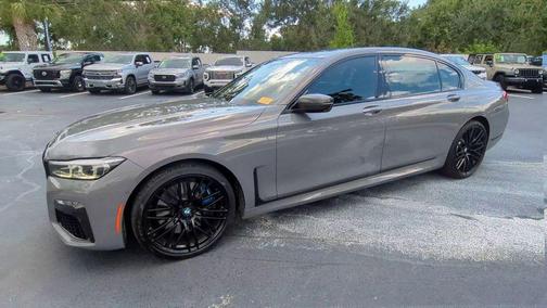2022 BMW 750 i xDrive