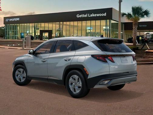 2026 Hyundai TUCSON Hybrid Blue SE