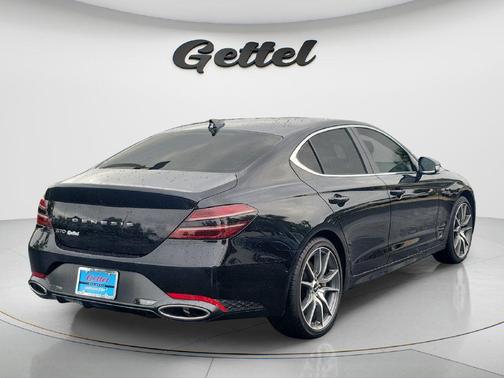 Vik Black 2026 Genesis G70 2.5T RWD