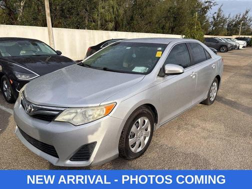 2014 Toyota Camry LE