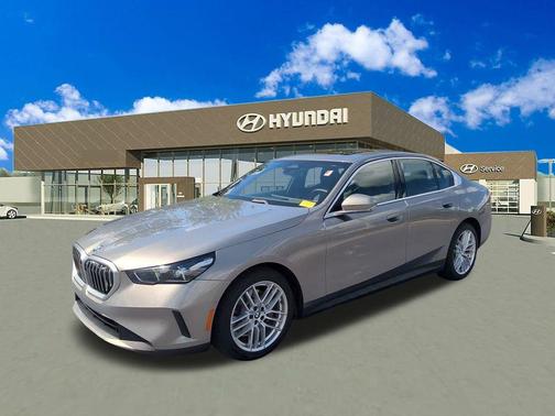 2024 BMW 530 530i