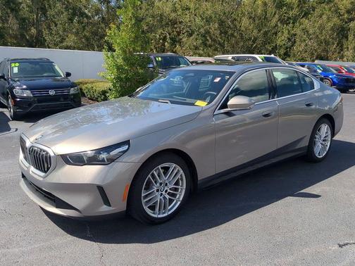 2024 BMW 530 530i