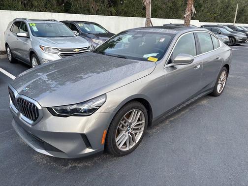 2024 BMW 530 530i