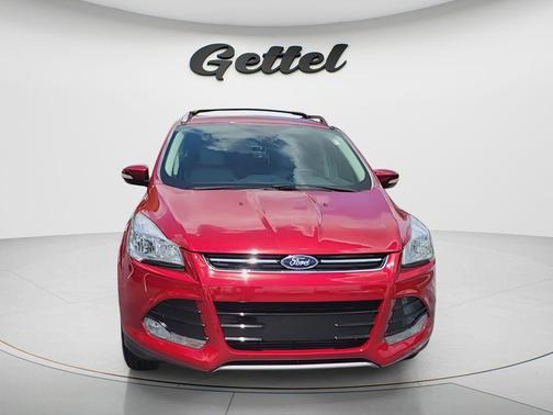 RUBY RED METALLIC TINTED CC 2016 Ford Escape Titanium