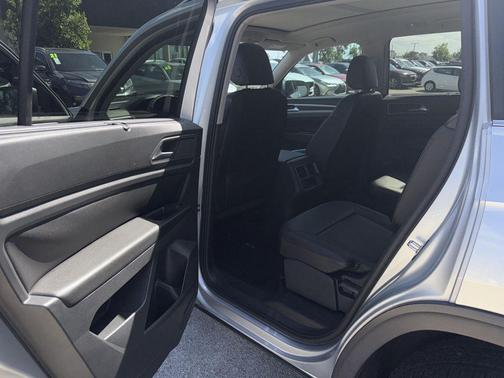 2019 Volkswagen Atlas 3.6L SE w/Technology