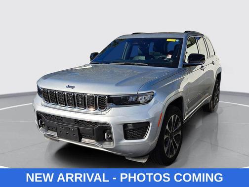 2022 Jeep Grand Cherokee Overland