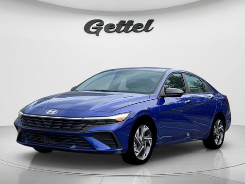 2025 Hyundai ELANTRA HEV SEL Sport