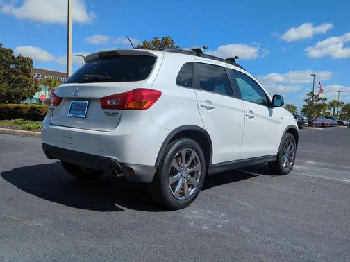 2013 Mitsubishi Outlander Sport LE