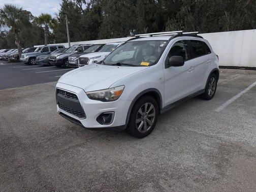 2013 Mitsubishi Outlander Sport LE