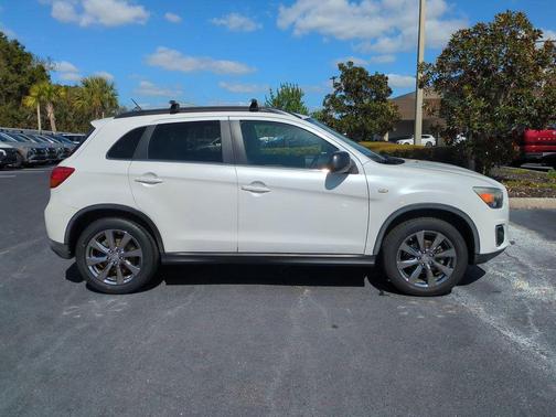 2013 Mitsubishi Outlander Sport LE