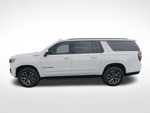 2022 Chevrolet Suburban 4WD Z71
