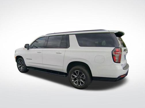 2022 Chevrolet Suburban 4WD Z71