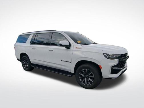 2022 Chevrolet Suburban 4WD Z71