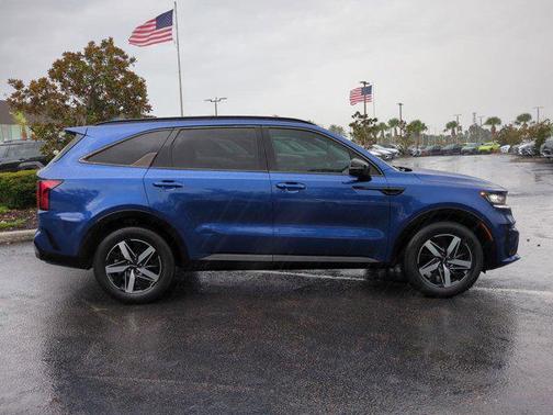 2023 Kia Sorento S