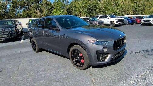 2022 Maserati Levante Modena