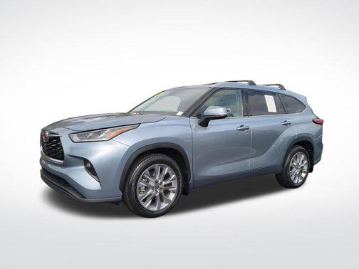 2022 Toyota Highlander Limited