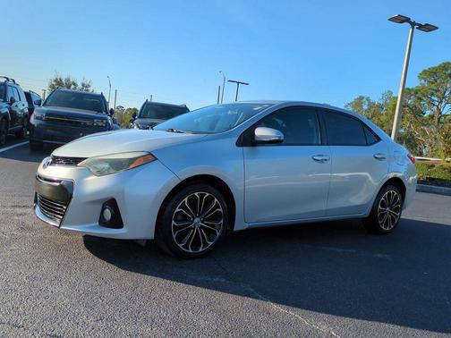 2015 Toyota Corolla S Plus